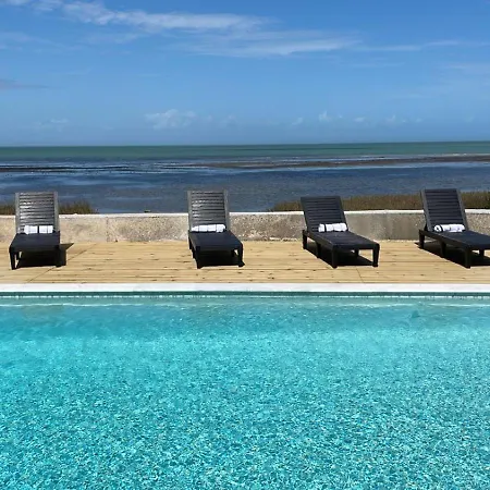 4000Sf Waterfront Home, With Pool, Sleeps 20